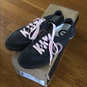 NWT Aro lightweight suede & mesh grey sneakers 37